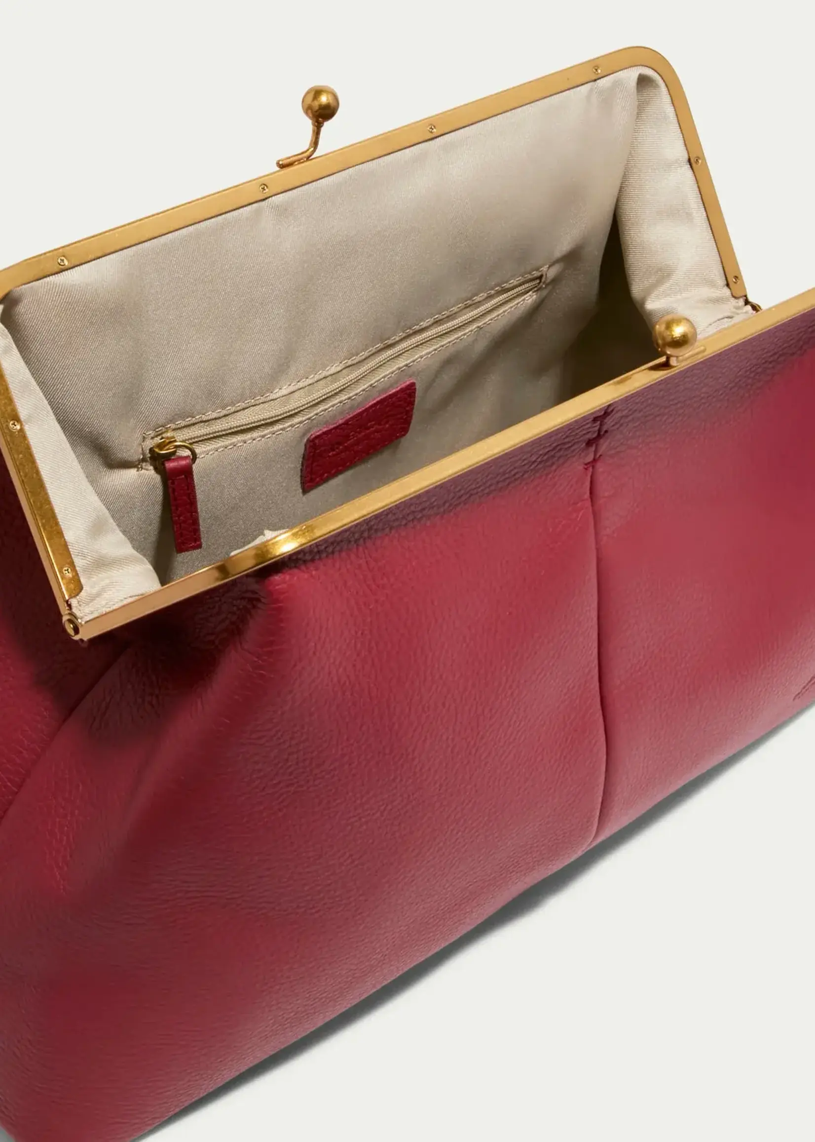 American Leather Co. Oversized Kisslock Clutch Bag Leather