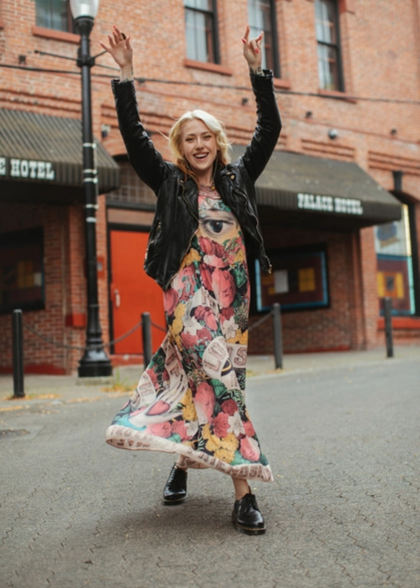 Market of Stars Friendship Love Truth Slip Dress