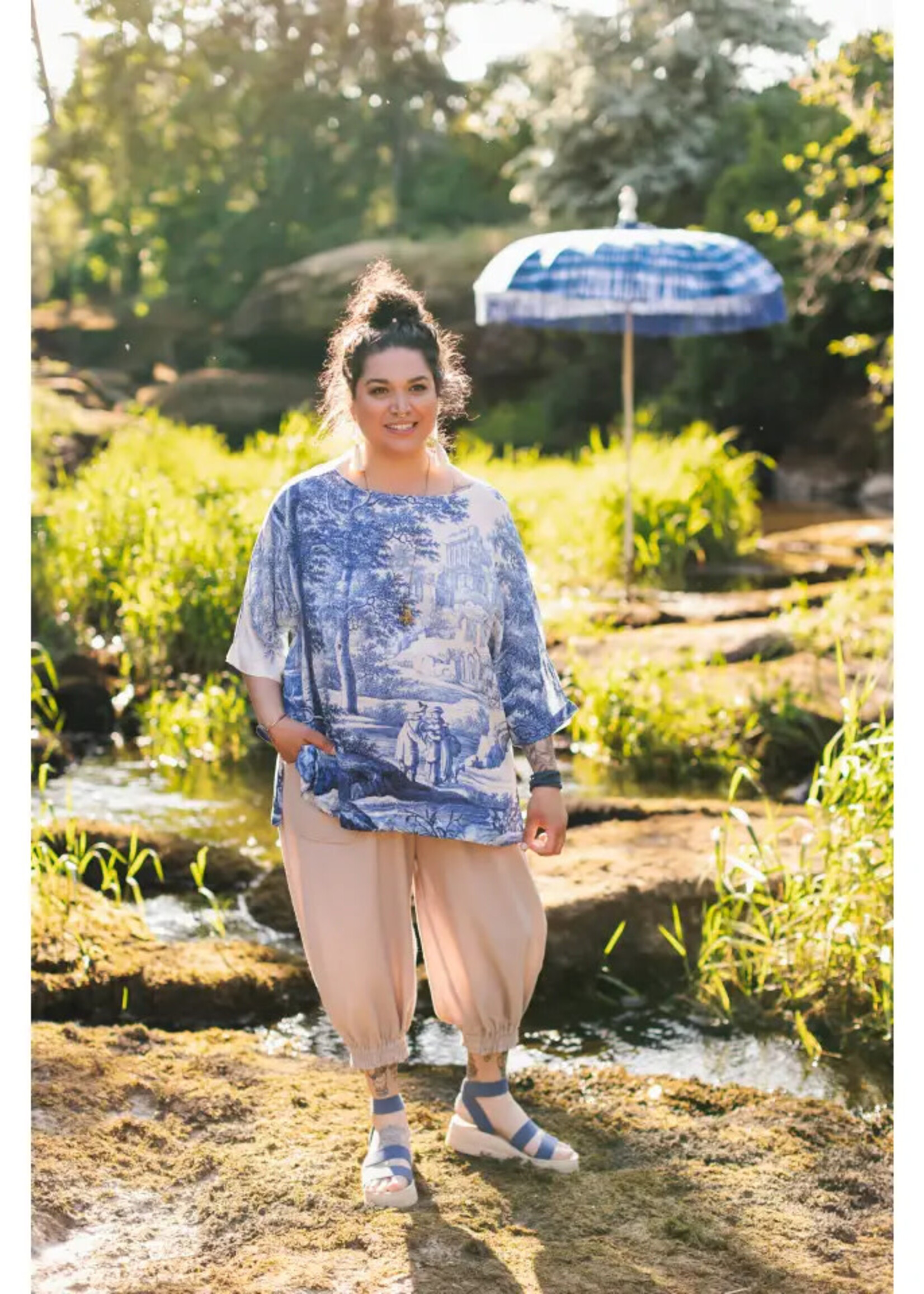 Market of Stars Let the Light in Luxe Tee Tunic Shirt w/ Blue Delft Toile