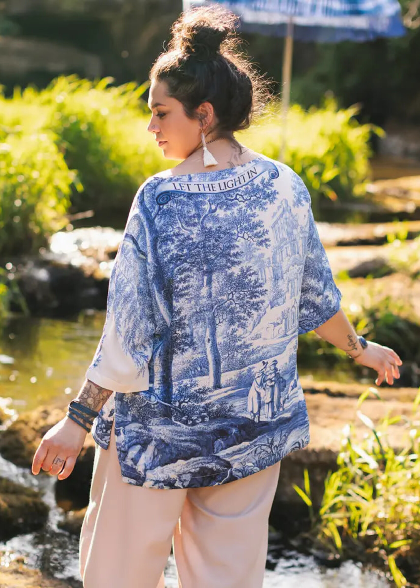 Market of Stars Let the Light in Luxe Tee Tunic Shirt w/ Blue Delft Toile