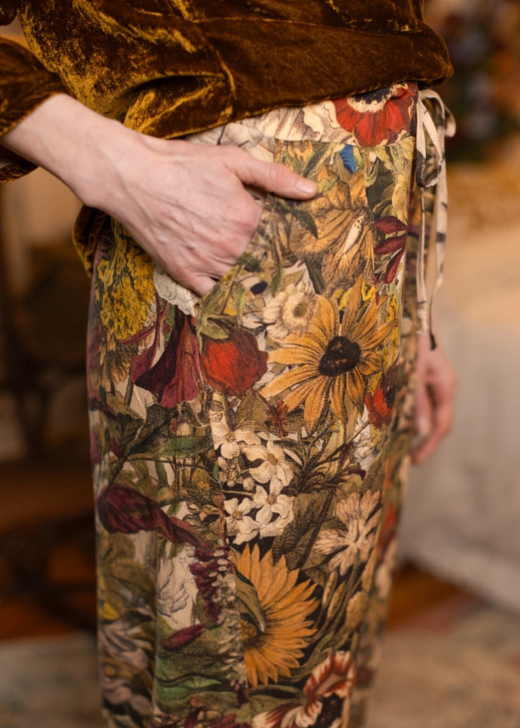 Market of Stars Golden Hour Linen Artist Pant