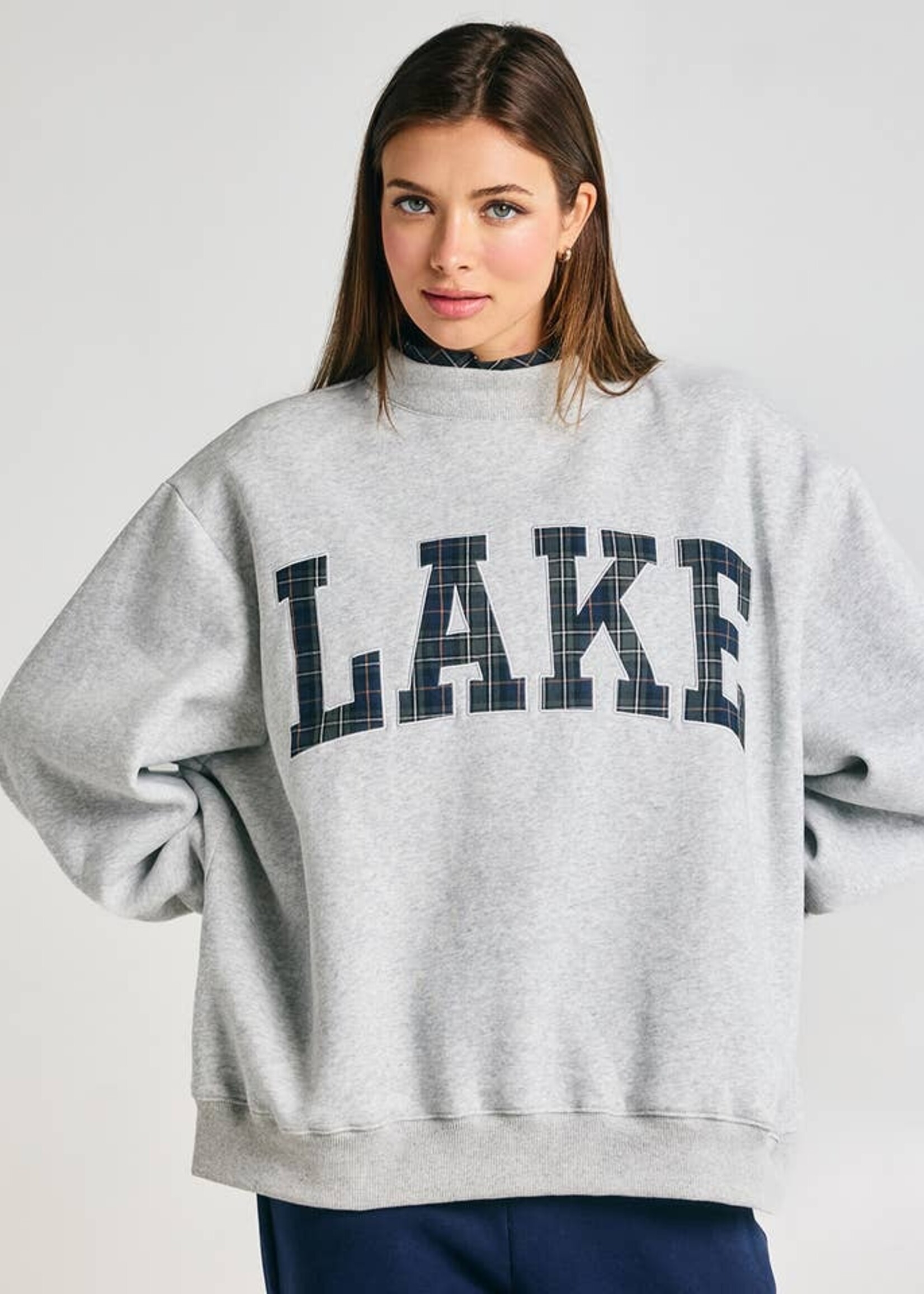 BUCKETLIST Mock Neck Sweatshirt Lake Heather Grey