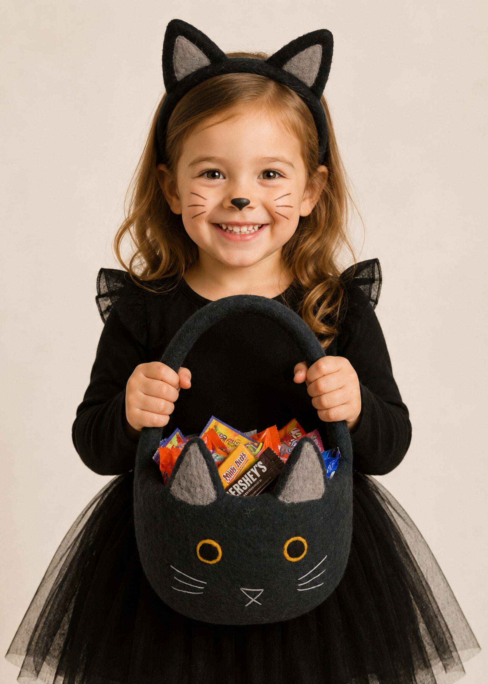 Felted Black Cat Trick-or-Treat Basket