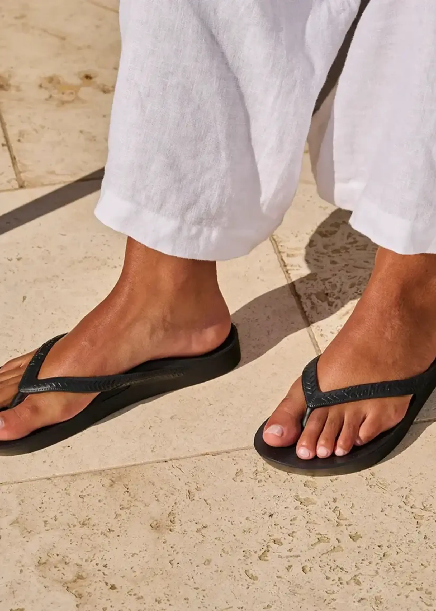 Archies Footwear Arch Support Flip Flops Classic Black Unisex