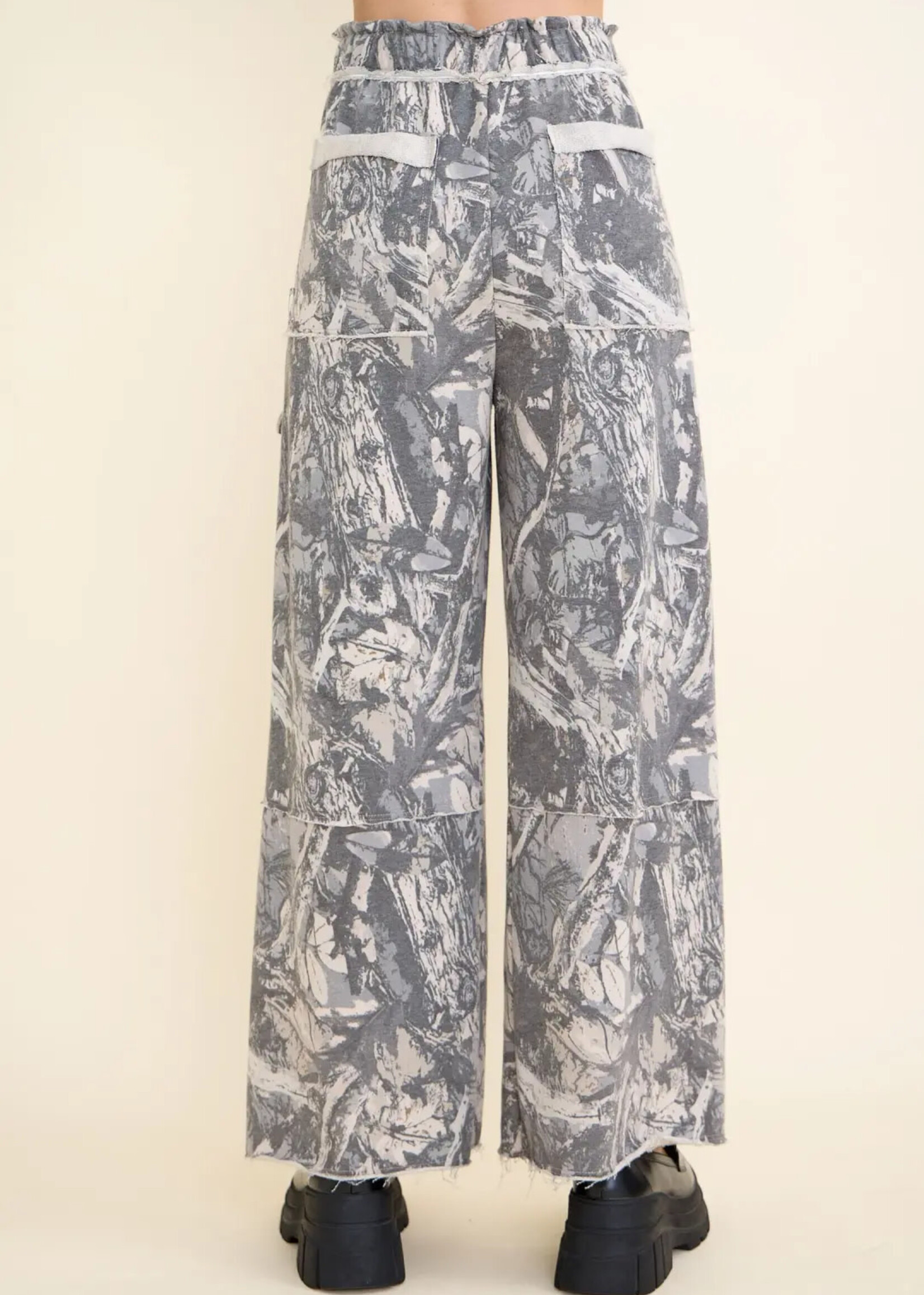 jHer Camo Cargo Pant