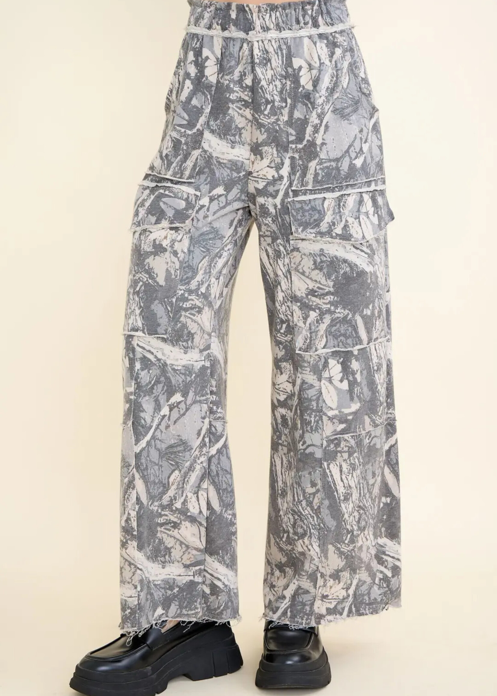 jHer Camo Cargo Pant