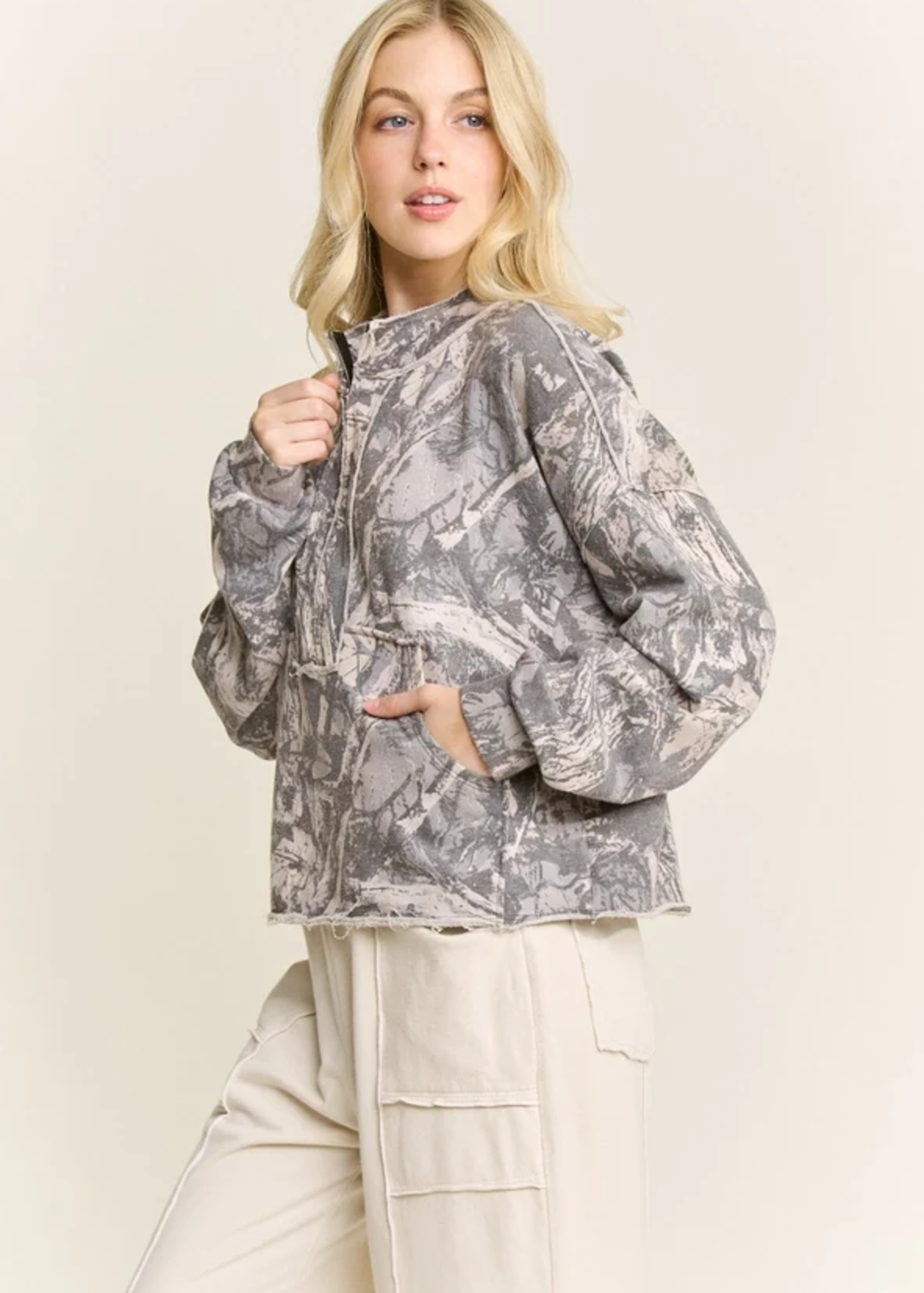 jHer Camo Half Zip Top