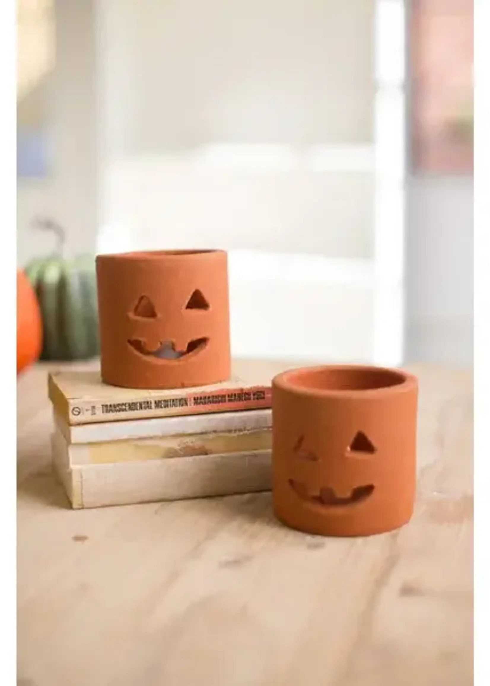 Short Clay Jack-0-lantern luminary