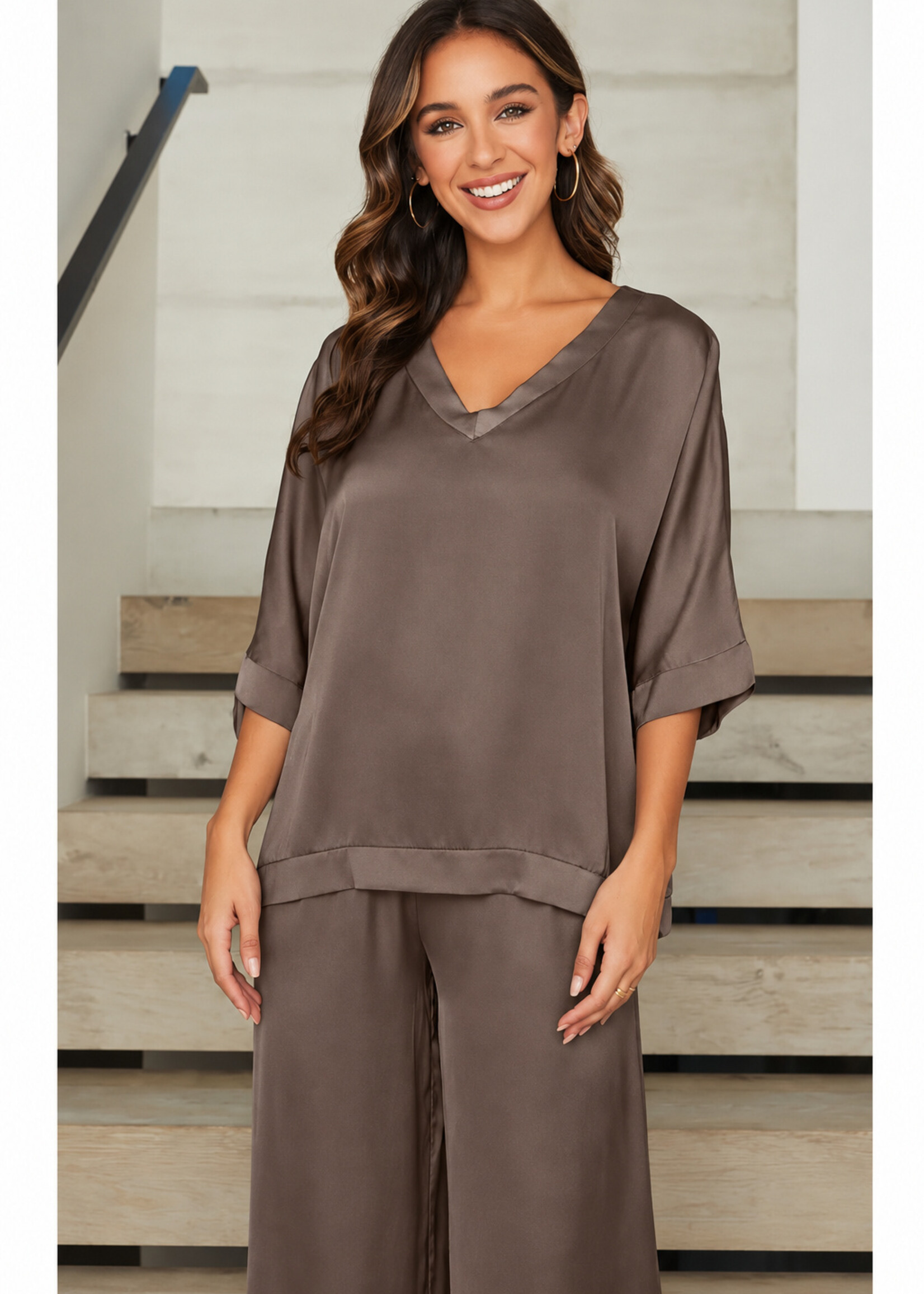Milio Milano Silky Brown V-Neck Top
