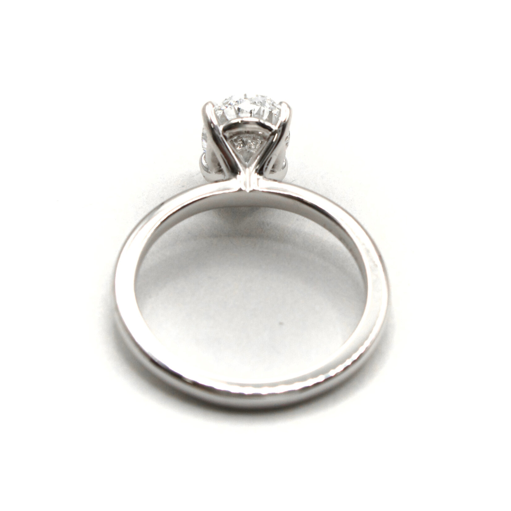 Mckay Diamonds Lab-Grown Oval Diamond Classic Solitaire Ring