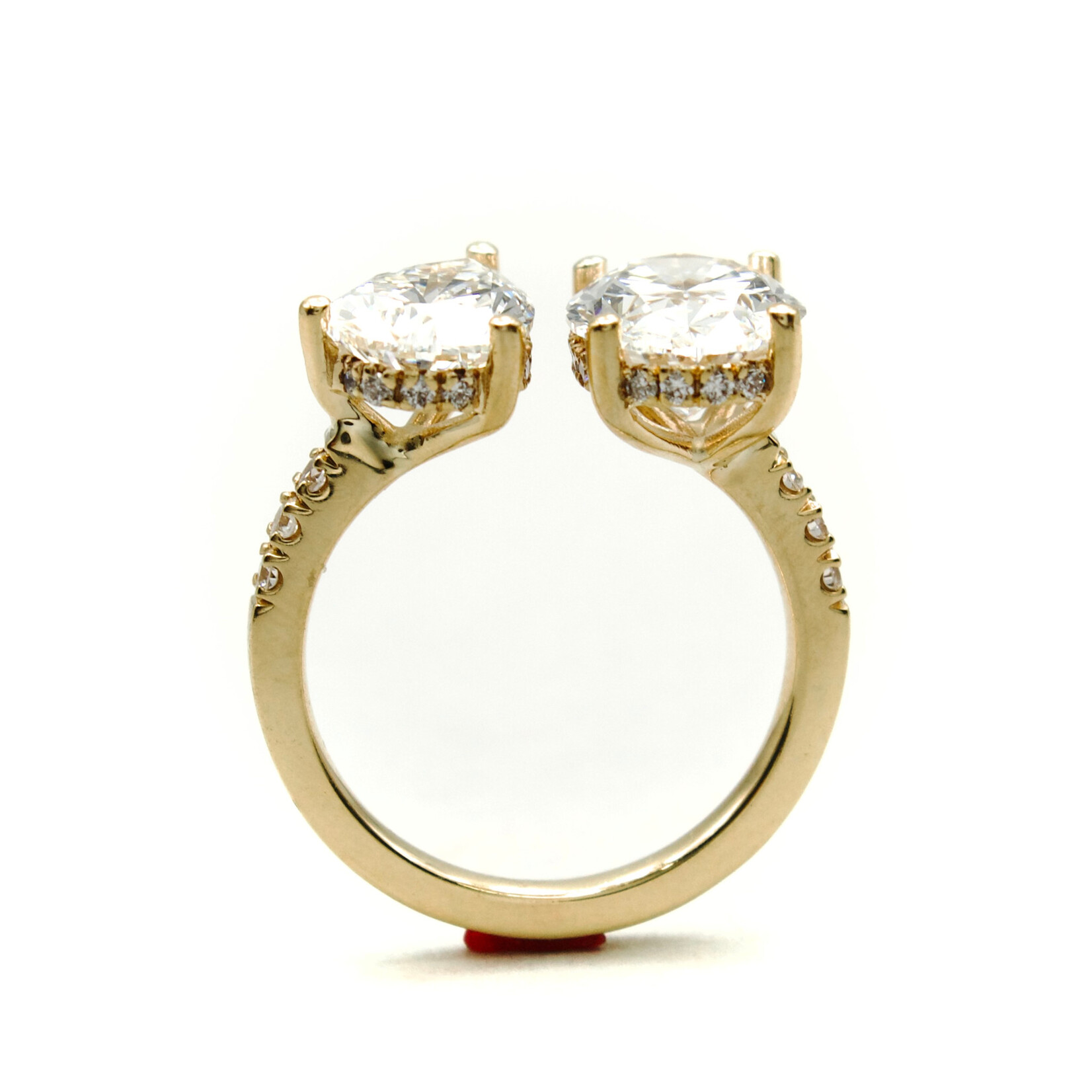 Mckay Diamonds LG Toi et Moi Ring Featuring Pear-Shaped and Oval Diamonds
