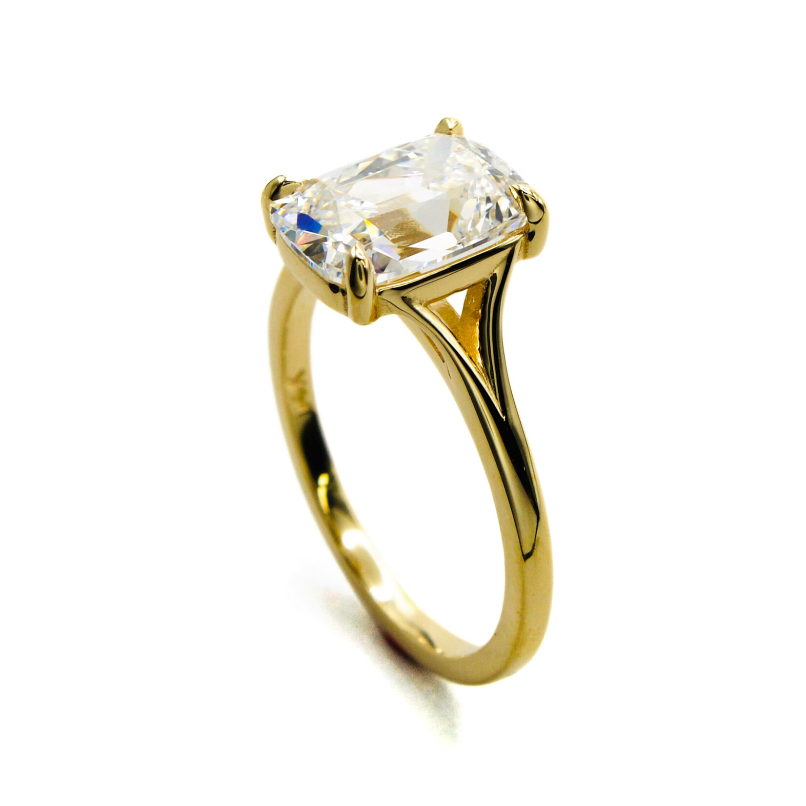 Mckay Diamonds LG Old Miners Diamond Split Shank Ring