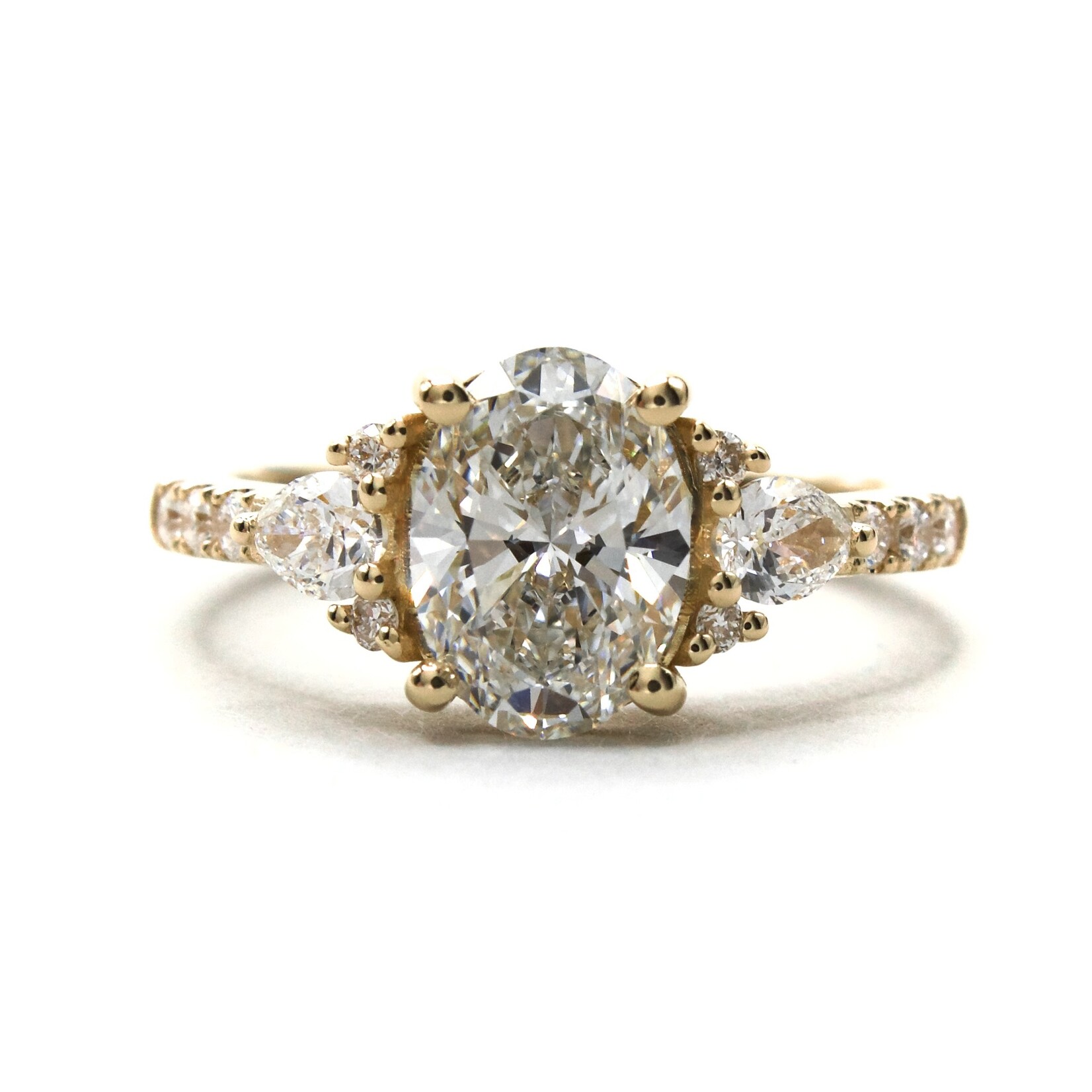 Mckay Diamonds Lab-Grown Oval Diamond Three-Stone Ring