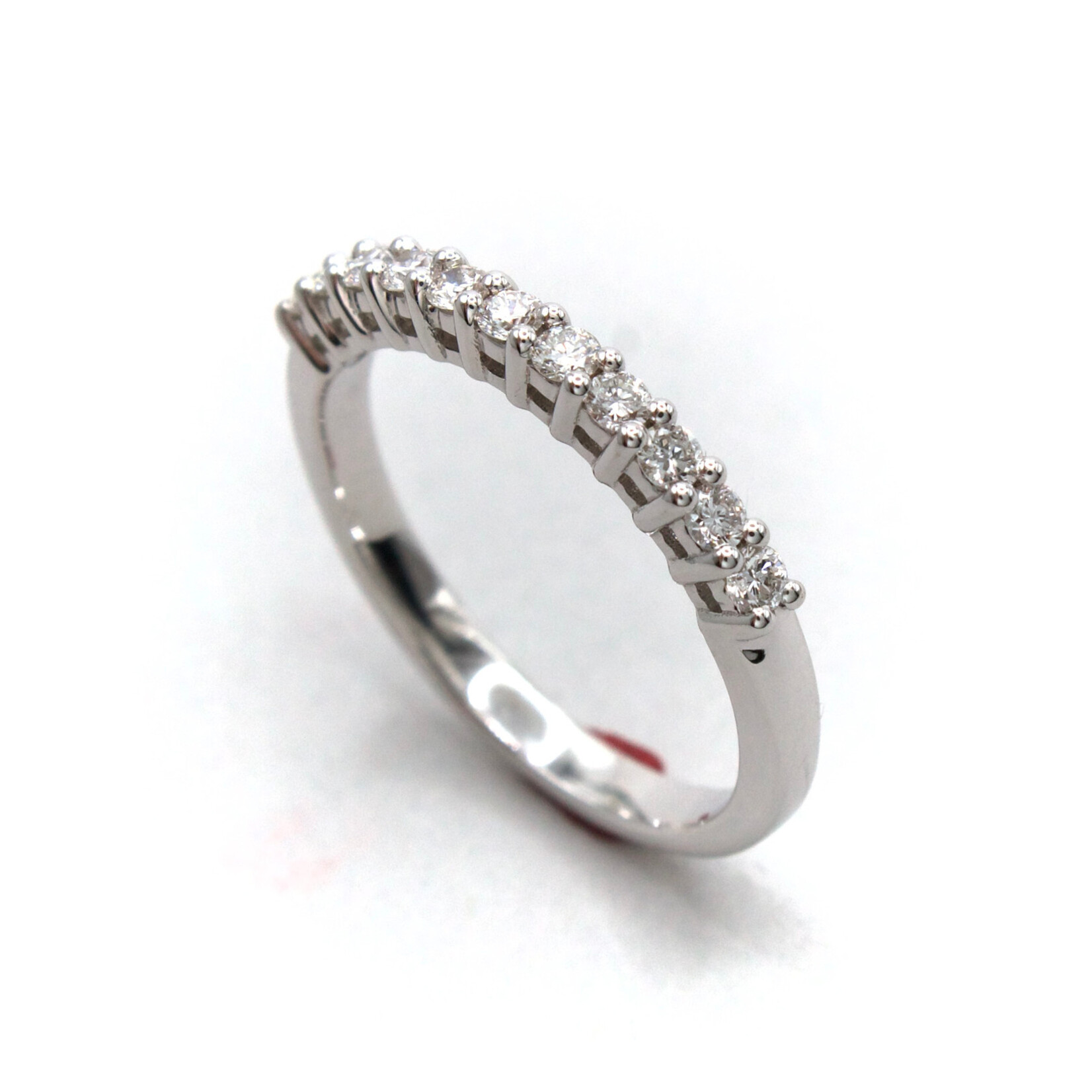 14K Gold Classic Prong Set Band with Lab-Grown Diamonds