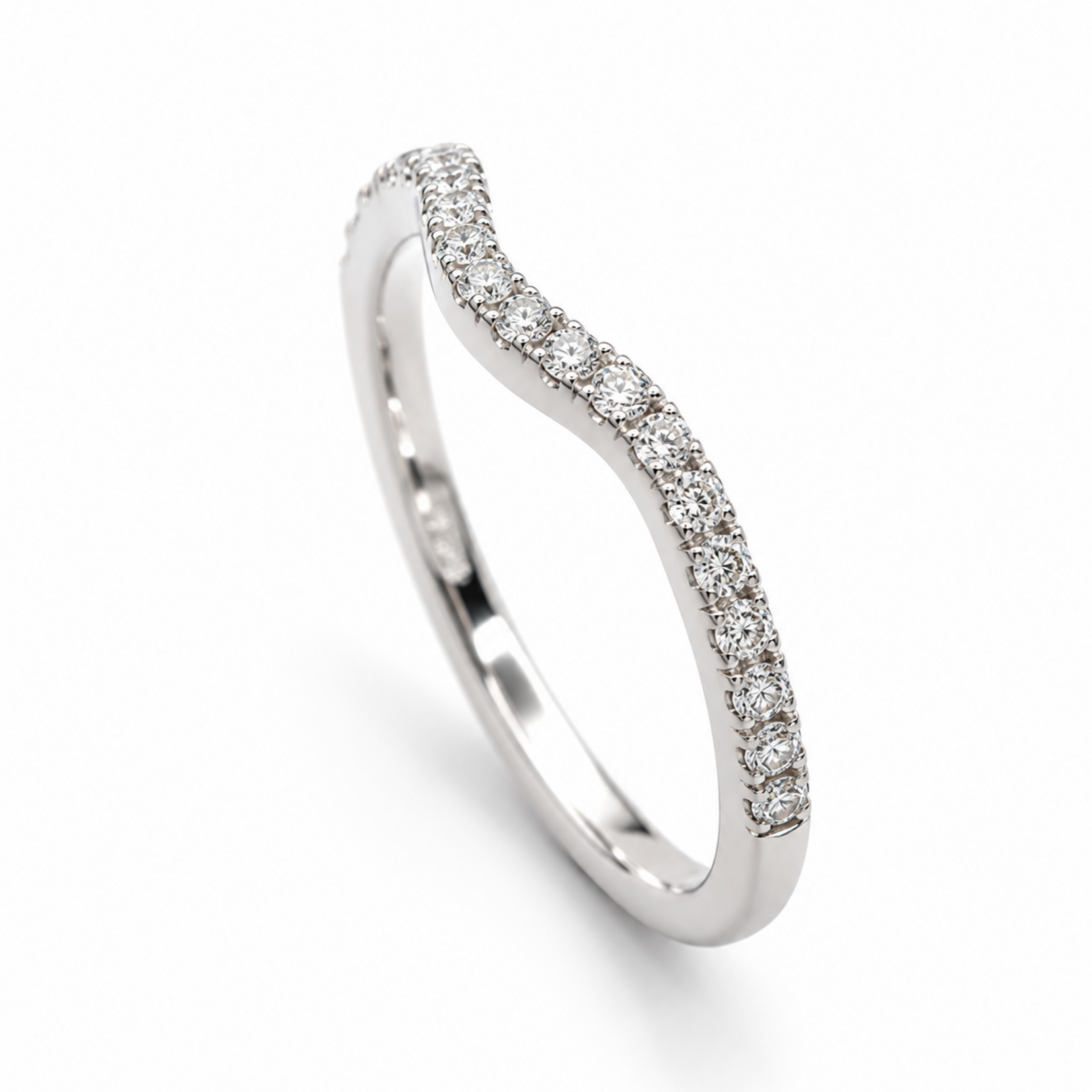 14K Gold Contour Pavé Band with Lab-Grown Diamonds
