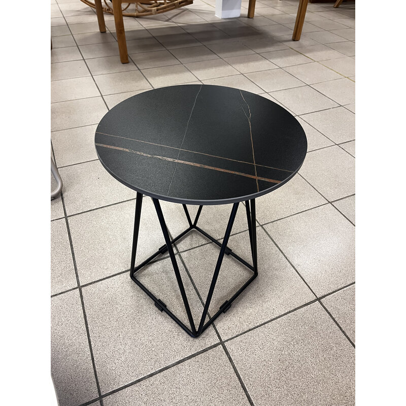 Table basse en pierre frittée noir et structure acier noir  Φ40xH50 cm