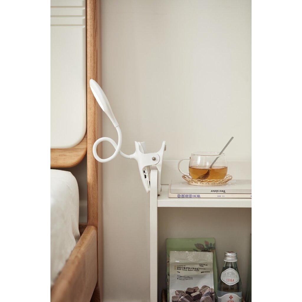 Table de chevet blanche
