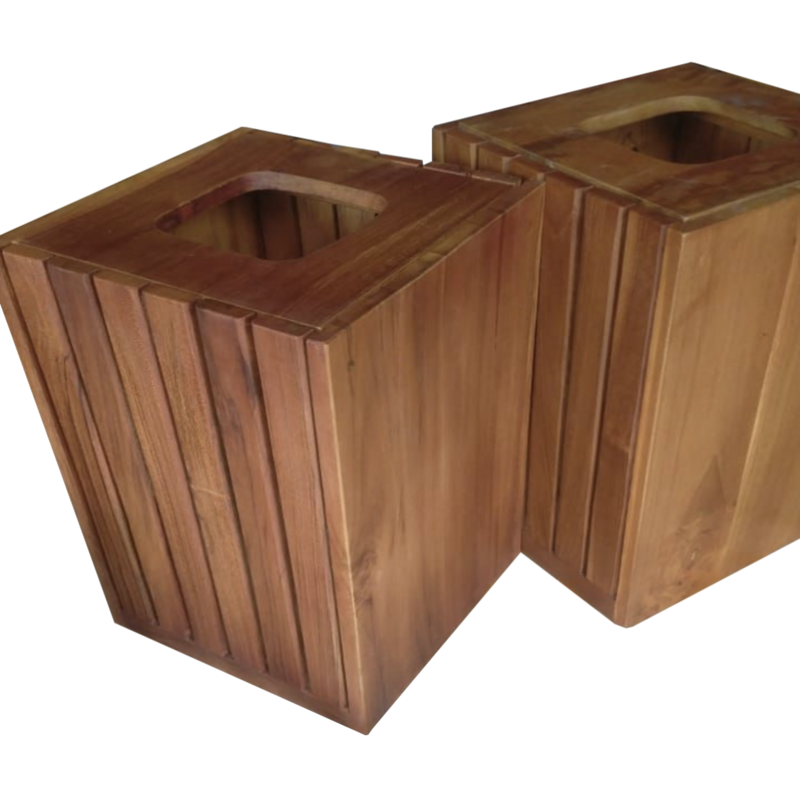 Corbeille de salle de bain en teck