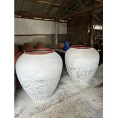 Vase blanc bordures marron