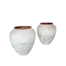 Vase blanc bordures marron