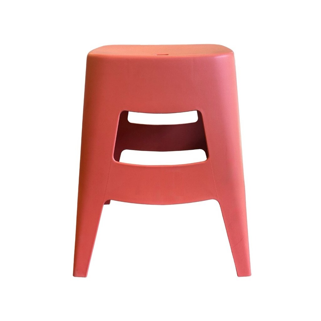 Tabouret en résine empilable