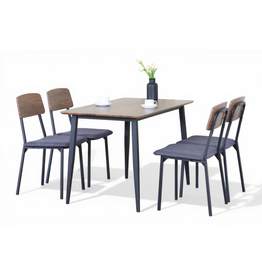 PATIO - Table à manger + 4 chaises
