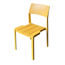 Chaise de table en résine dossier courbe