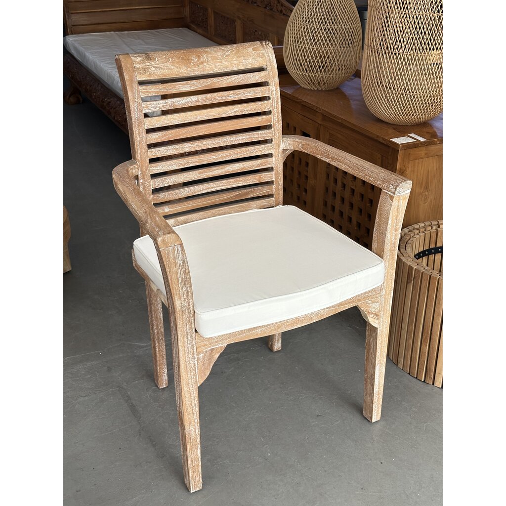 Chaise Empilable finition gris-céruse (BT-620)