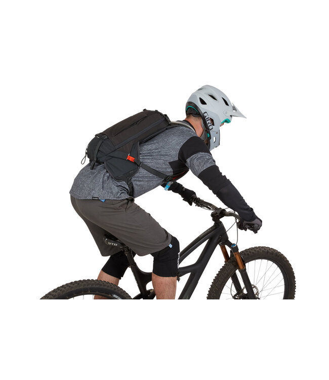Sac d’hydratation Rail de Thule (8L) Covert