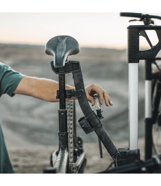 NEW Thule Verse Bike Repair Holder