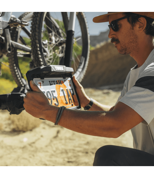 NEW Thule Lights & License Plate Kit