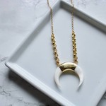 Necklace Gold w White Shell Crescent