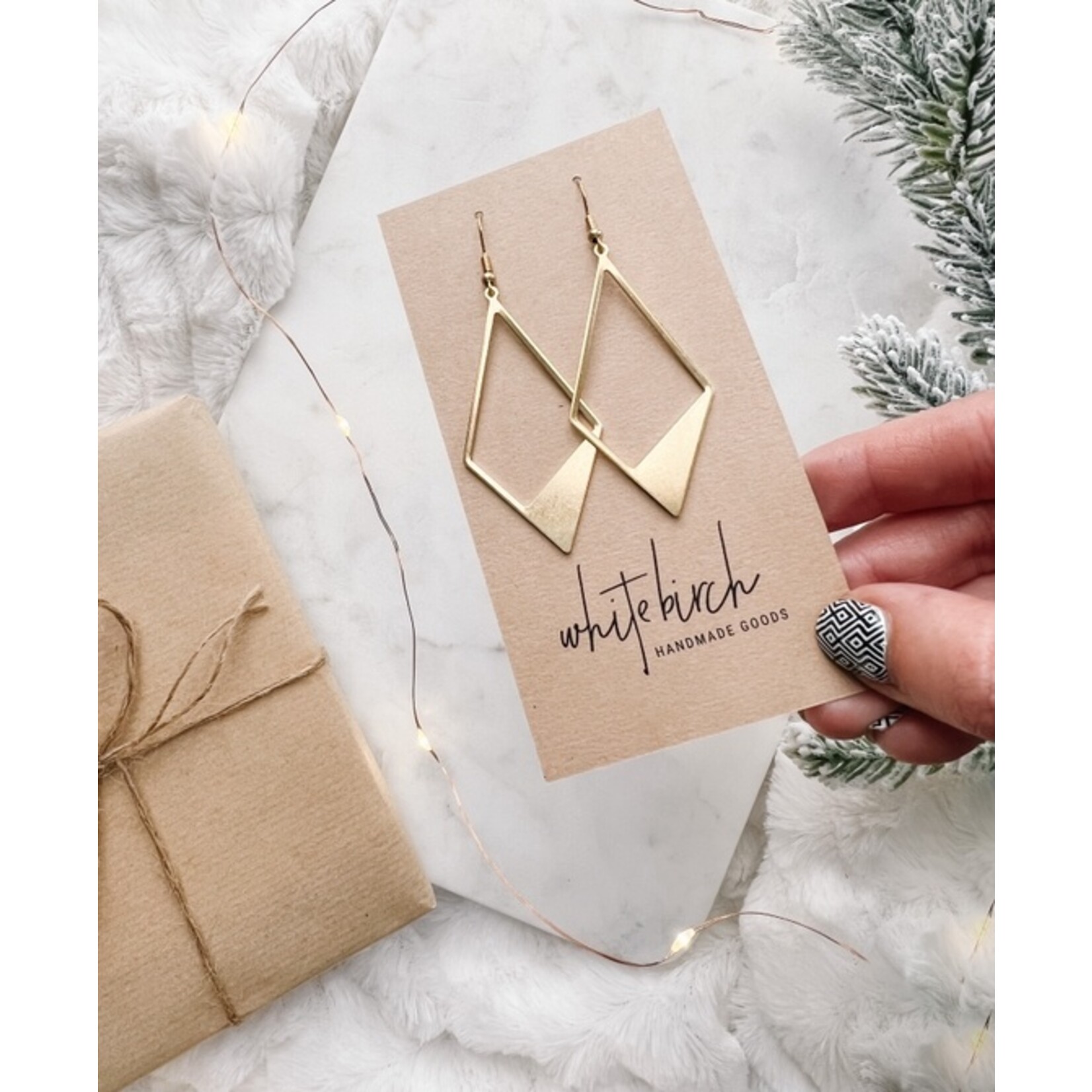 Gold Cut-Out Diamond Earrings