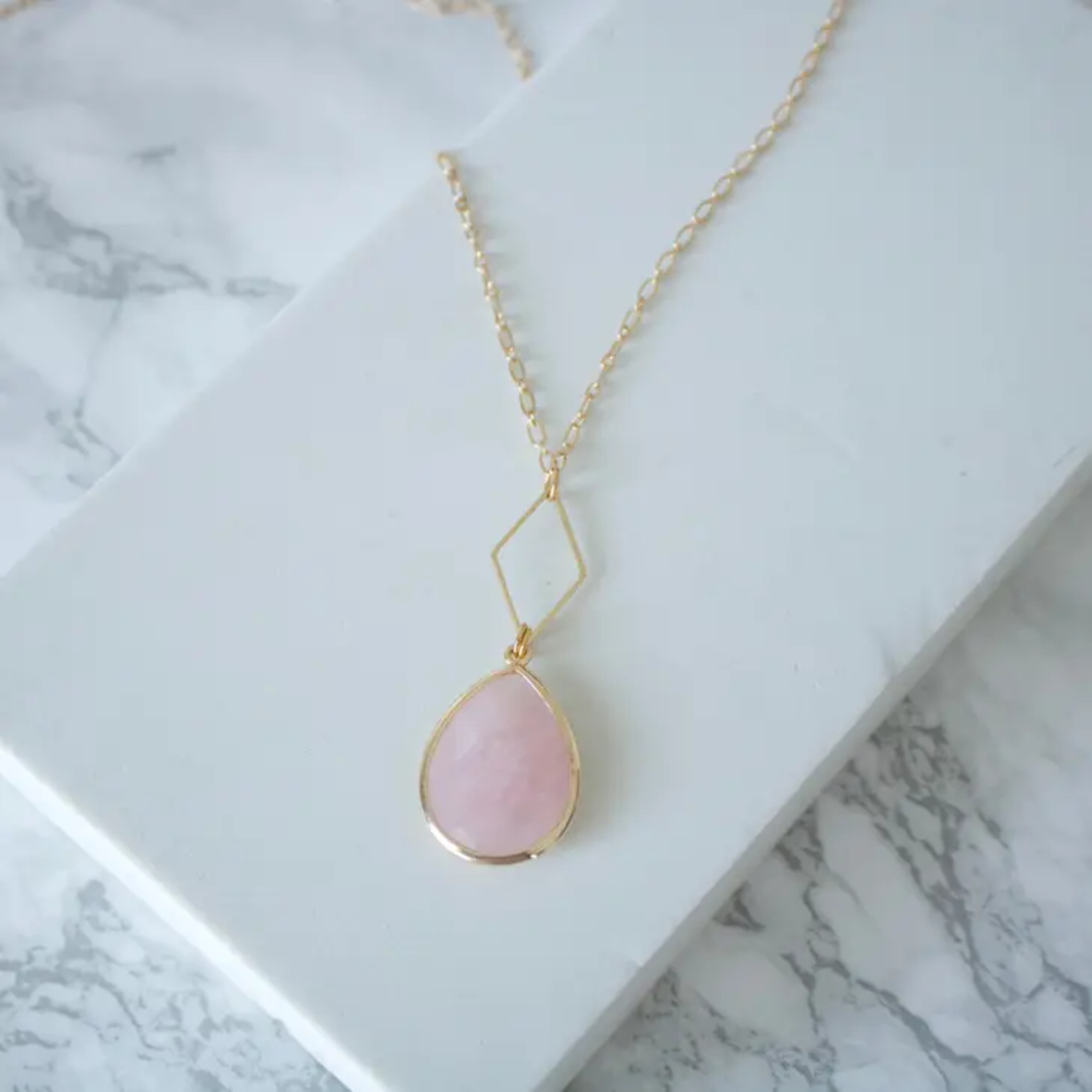 Necklace Gold Diamond w Rose Quartz Teardrop