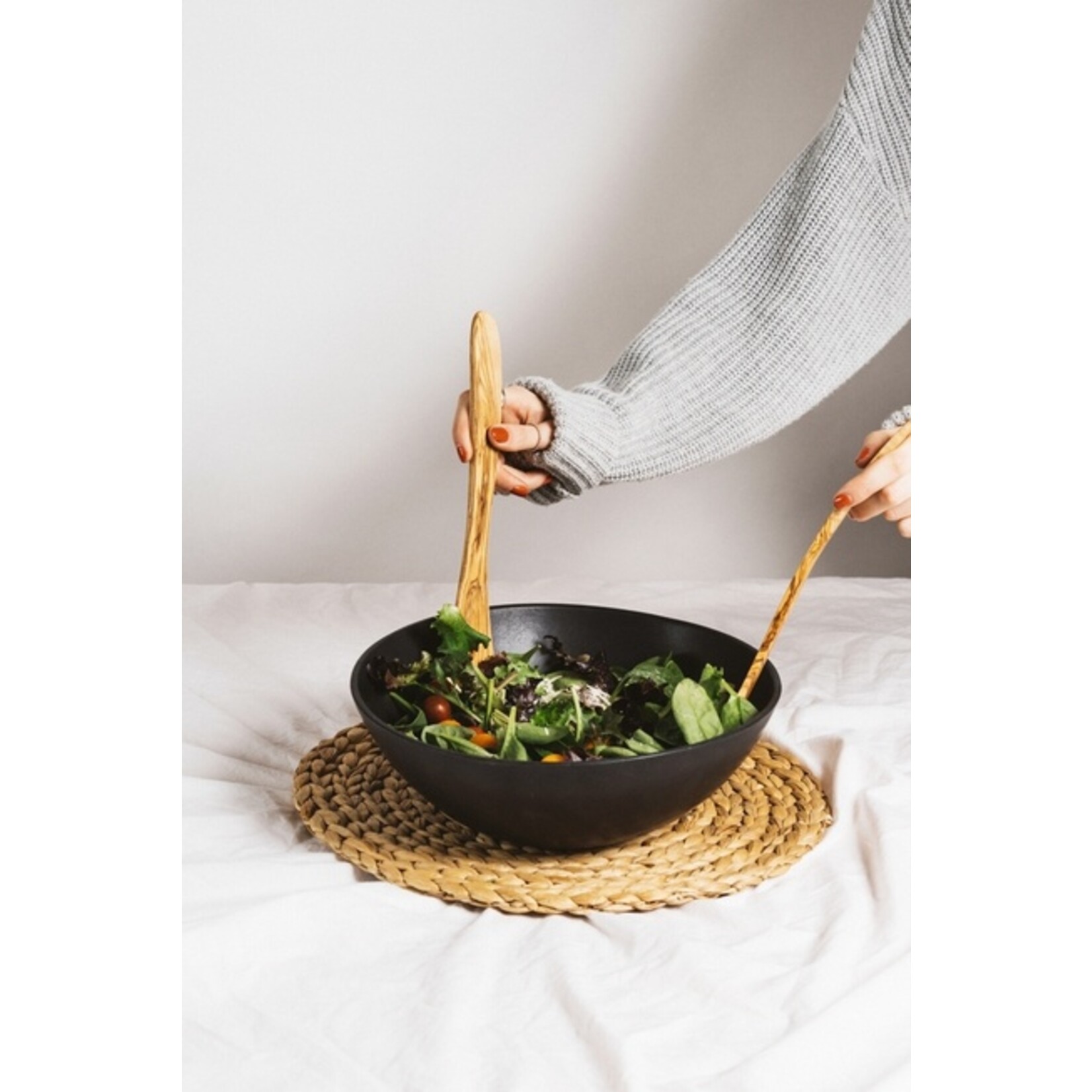 Stoneware Serving Bowl - Matte Black