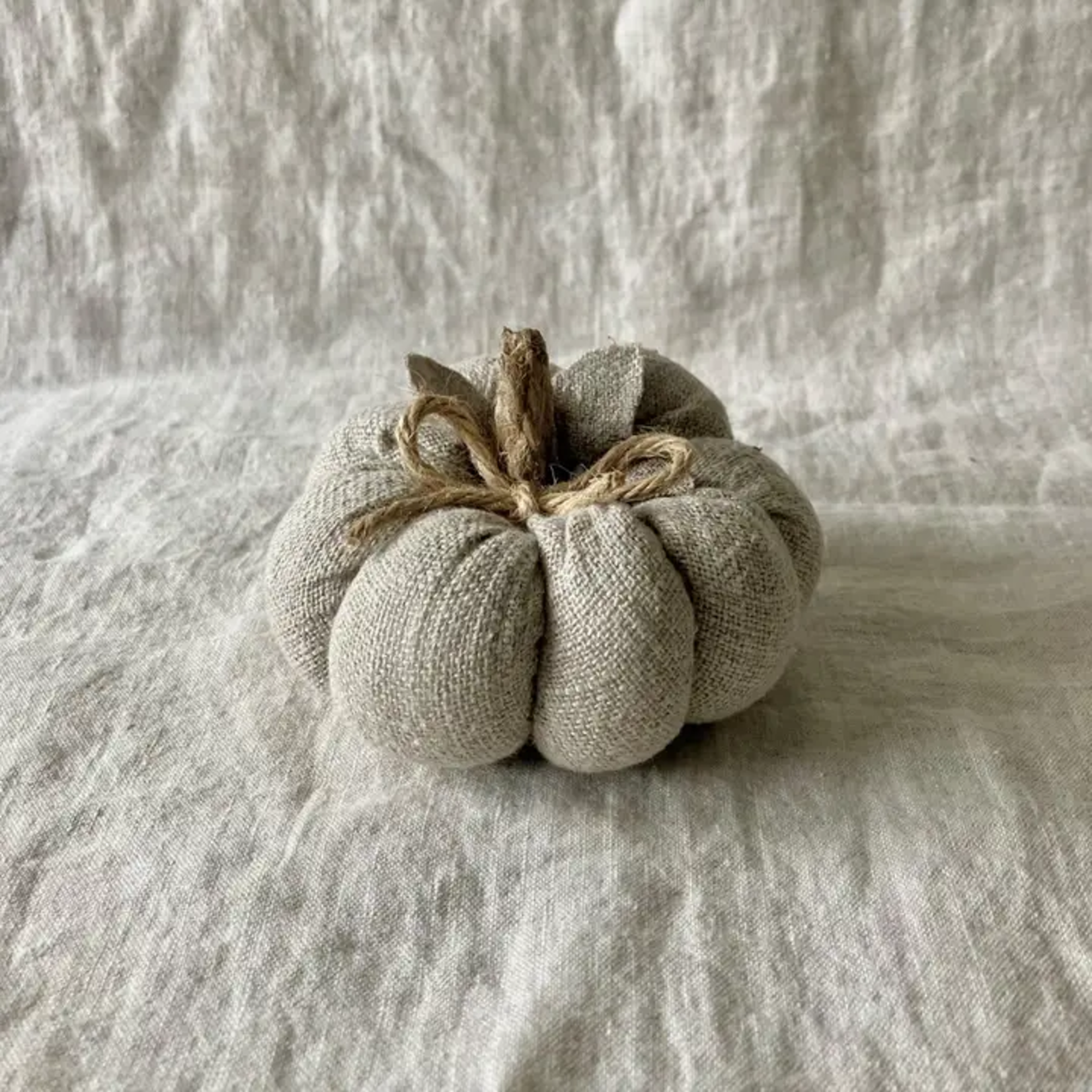 Linen Pumpkin