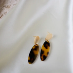 Gold Stud w Oval Acetate