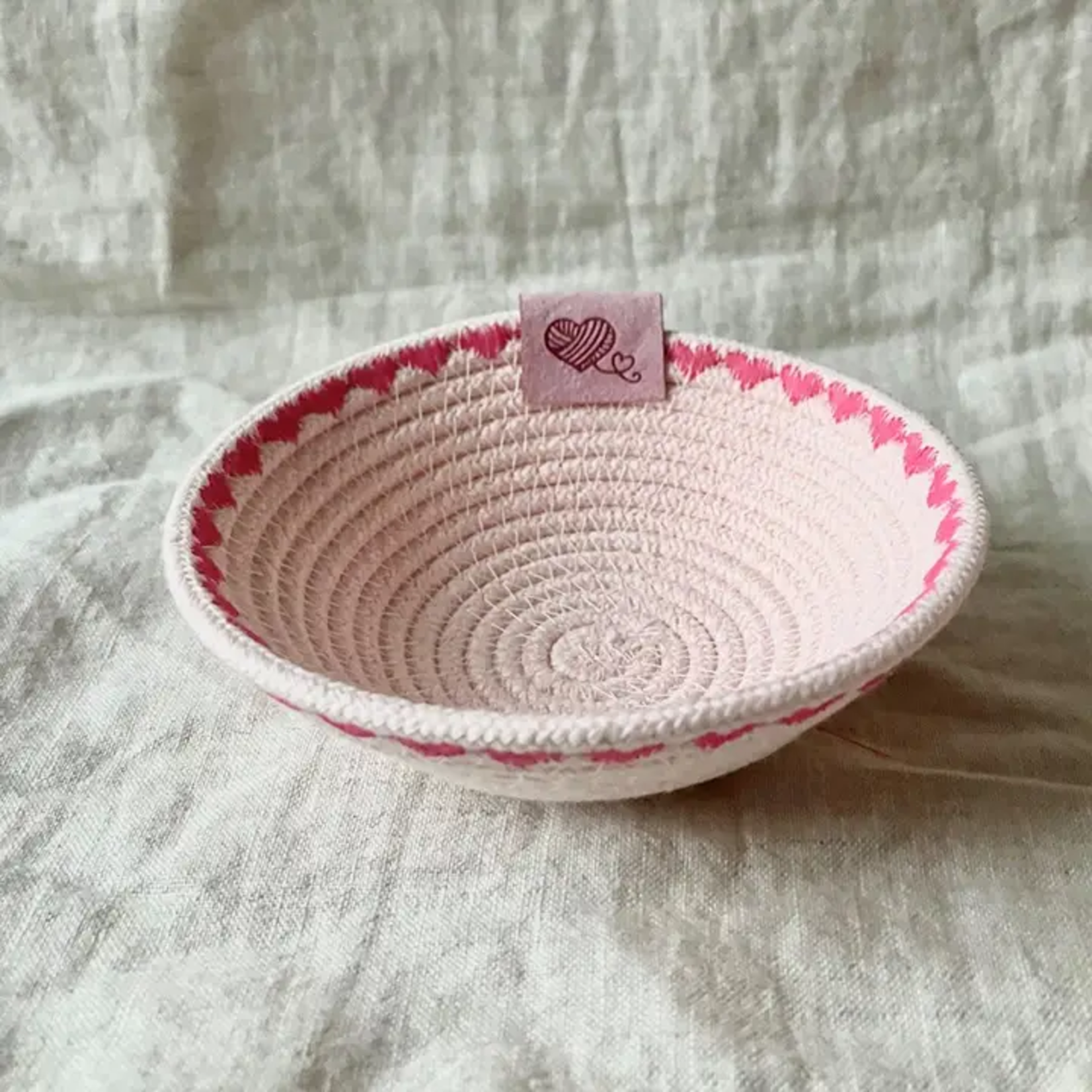 Small Pink Trinket Rope Bowl w Heart Stitching