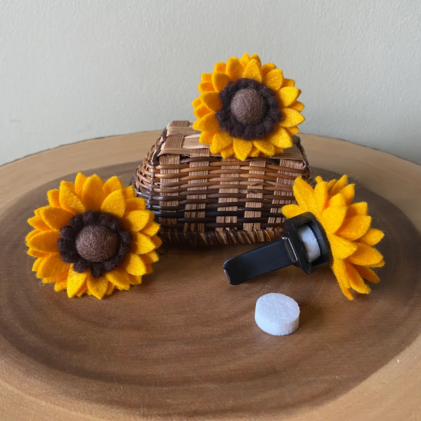 Sunflower Car Vent Essential Oil Diffuser