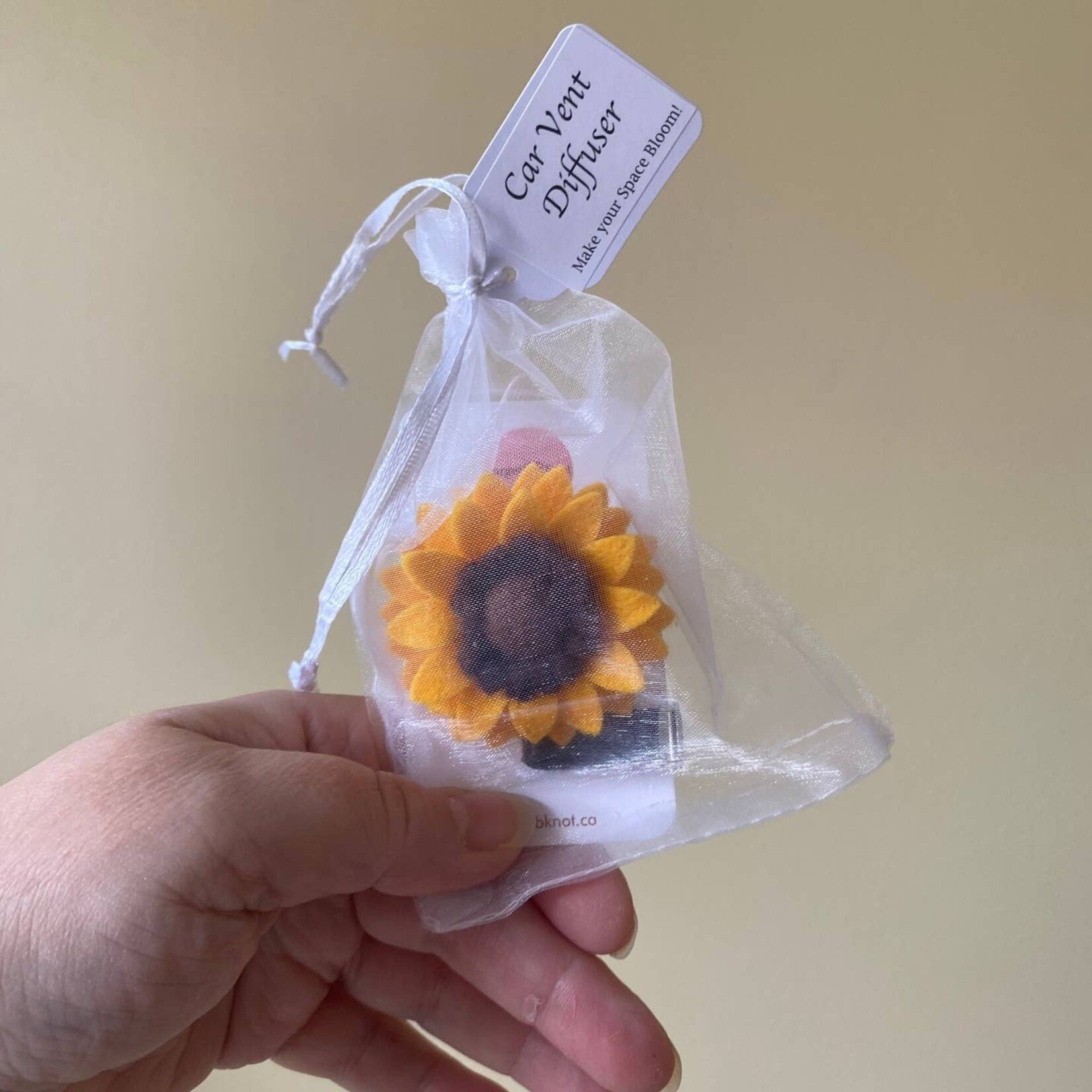 Sunflower Car Vent Essential Oil Diffuser