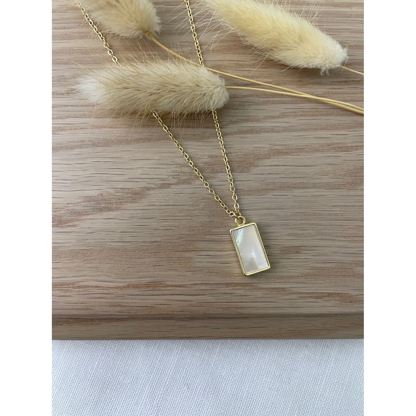 Gold Necklace w Rect Pearl Pendant