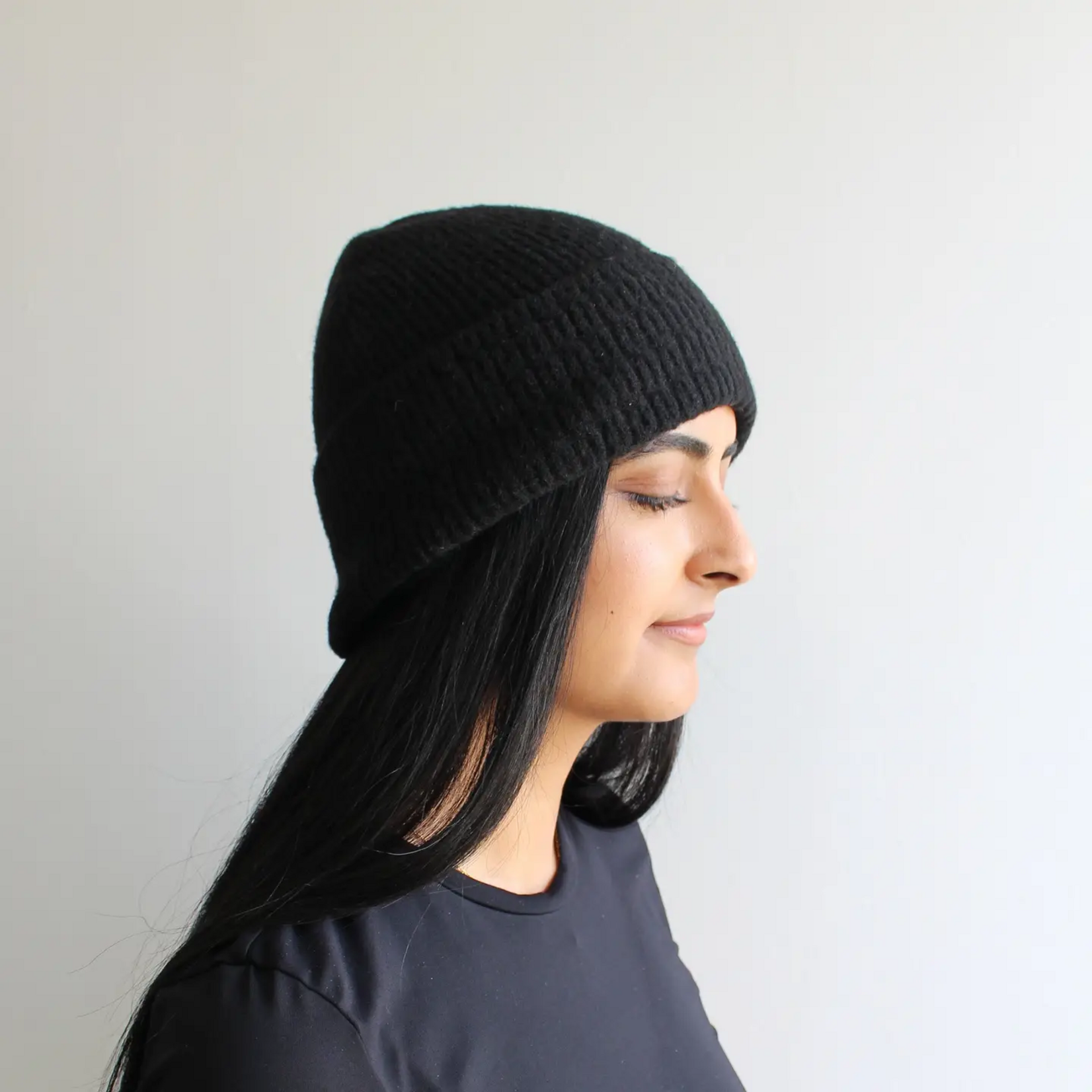 Wool Blend Fine Cable Knit Hat - Black