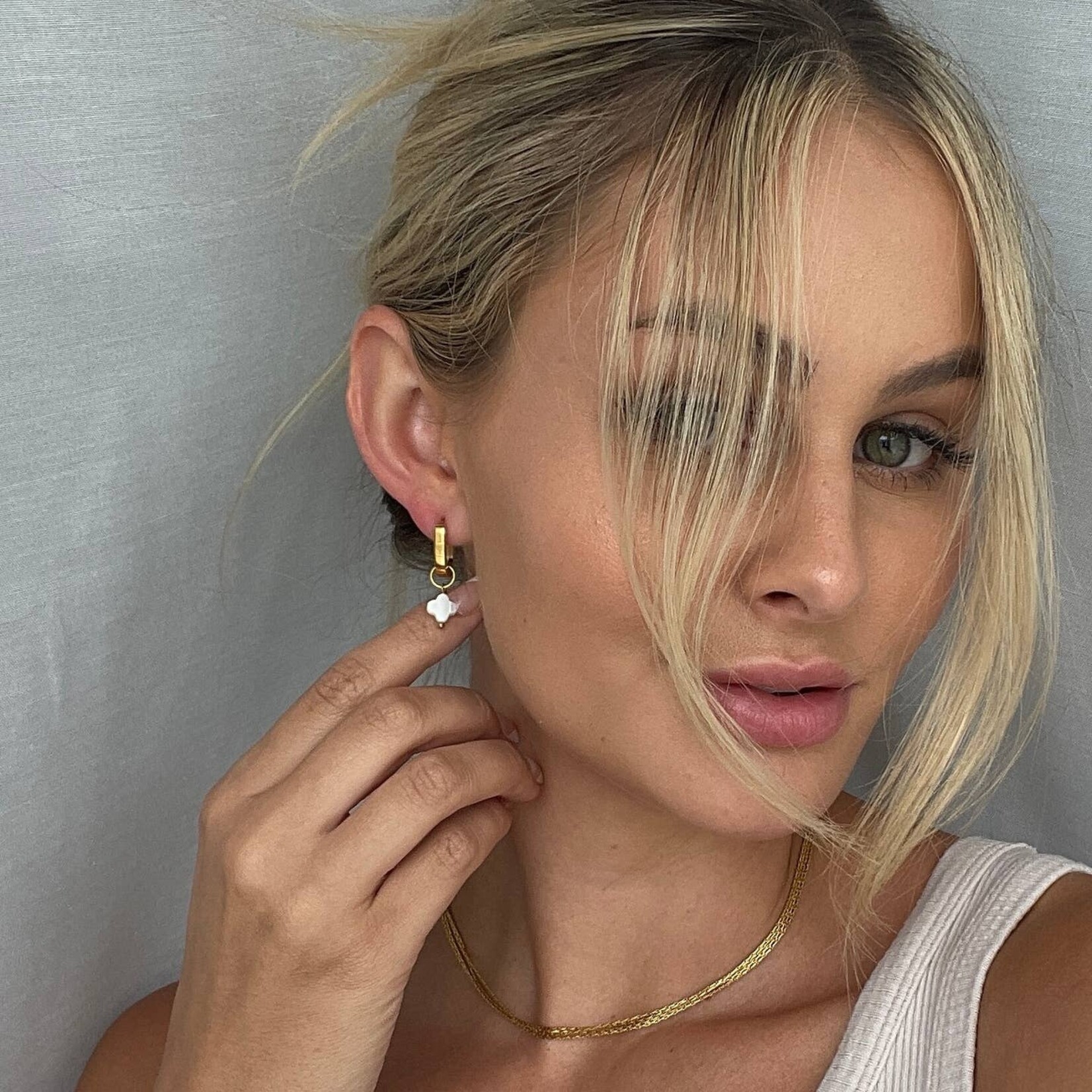 Gold Hoop Earrings w MOP Clover & Heart