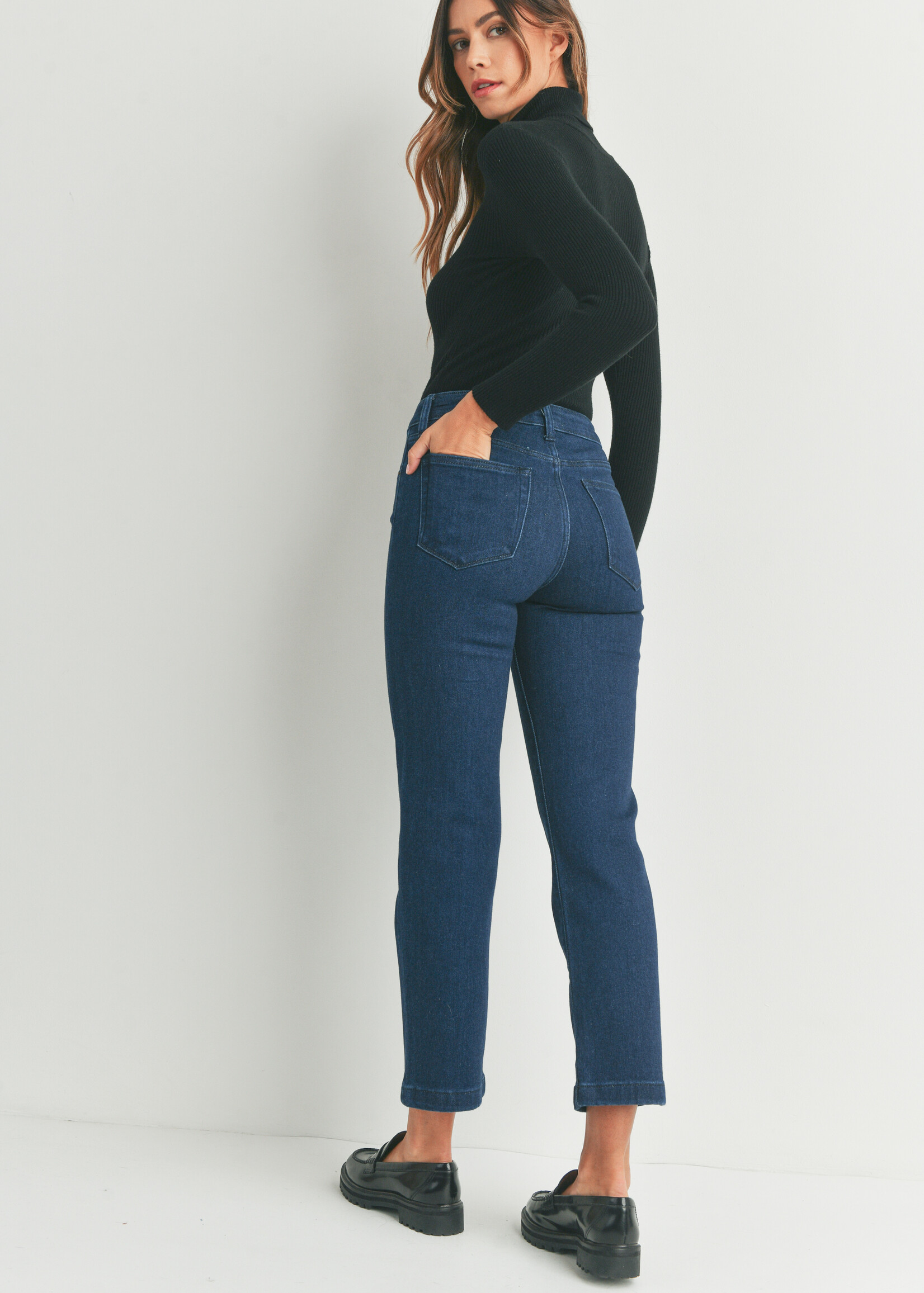 Classic Relaxed Straight Jeans