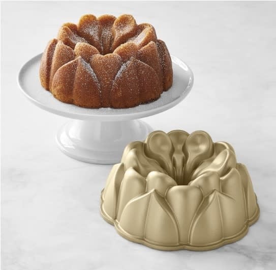 Bundt Cake Tin - Shop Bundt Pan + Bakeware Online