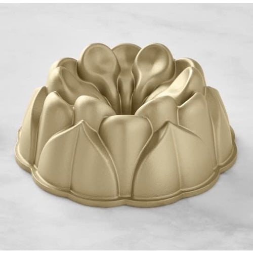 Nordic Ware Magnolia Bundt Pan