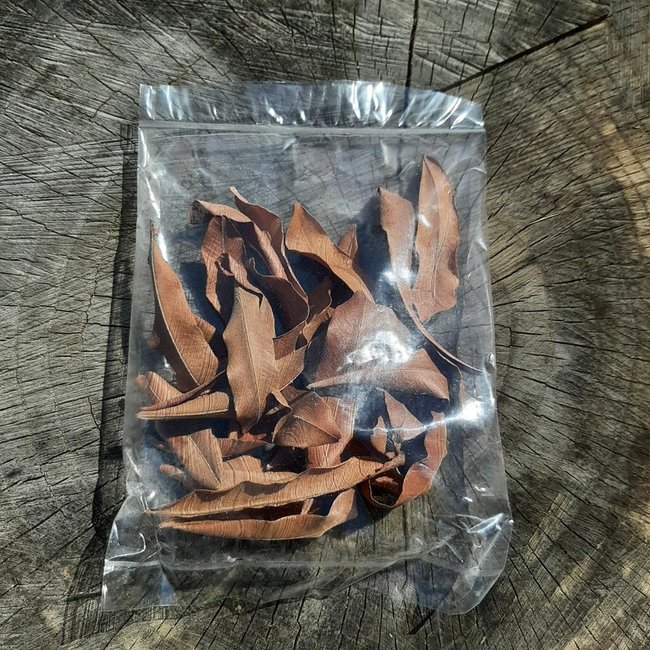 Roonami Pihimbiya Mix Size Dried Leaves