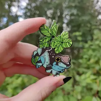 Frog Tree Games Amazon Milk Frog Pin 2"