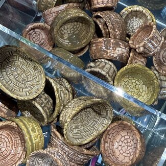 Mini Rustic Woven Basket (assorted style)