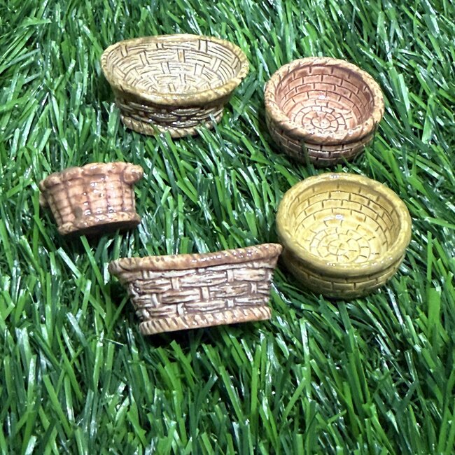 Mini Rustic Woven Basket (assorted style)